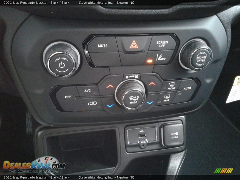 Controls of 2021 Jeep Renegade Jeepster Photo #23