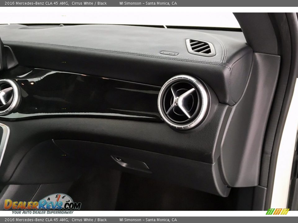 2016 Mercedes-Benz CLA 45 AMG Cirrus White / Black Photo #29