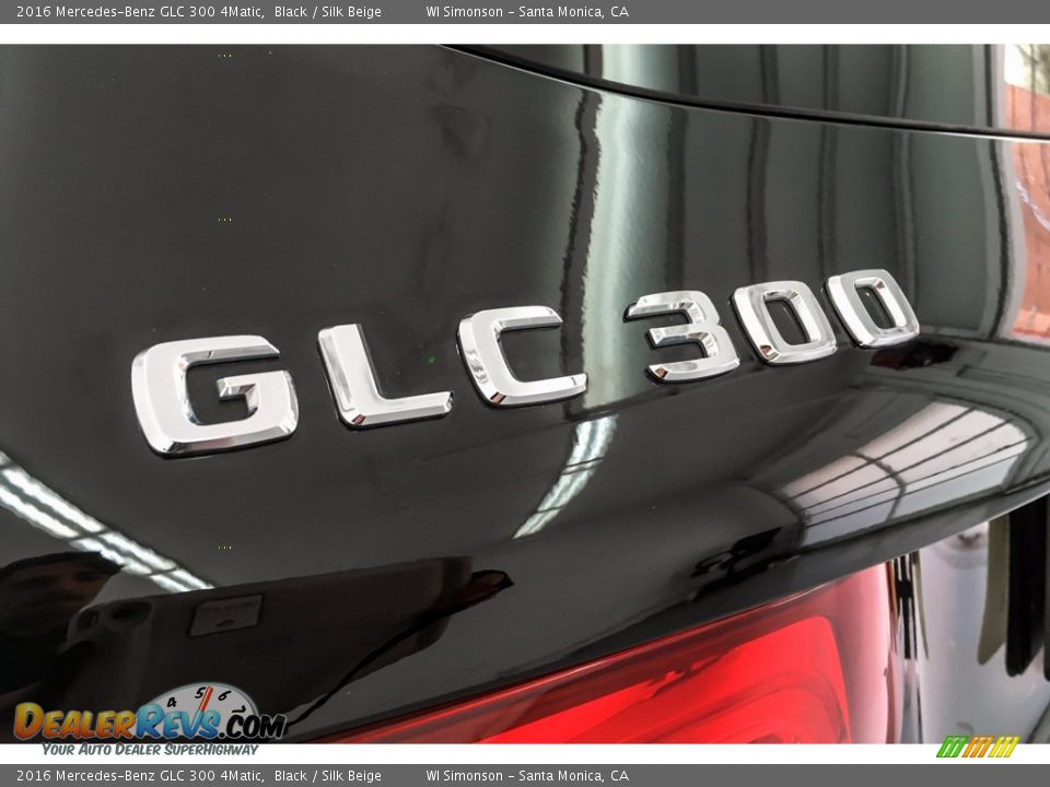 2016 Mercedes-Benz GLC 300 4Matic Black / Silk Beige Photo #7