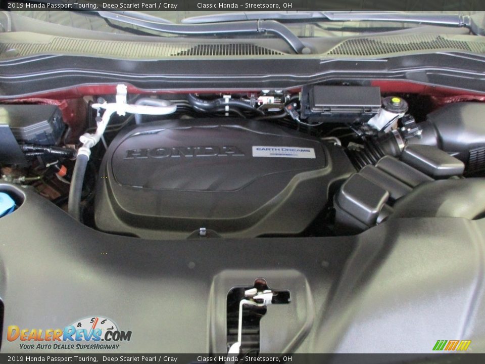2019 Honda Passport Touring Deep Scarlet Pearl / Gray Photo #13