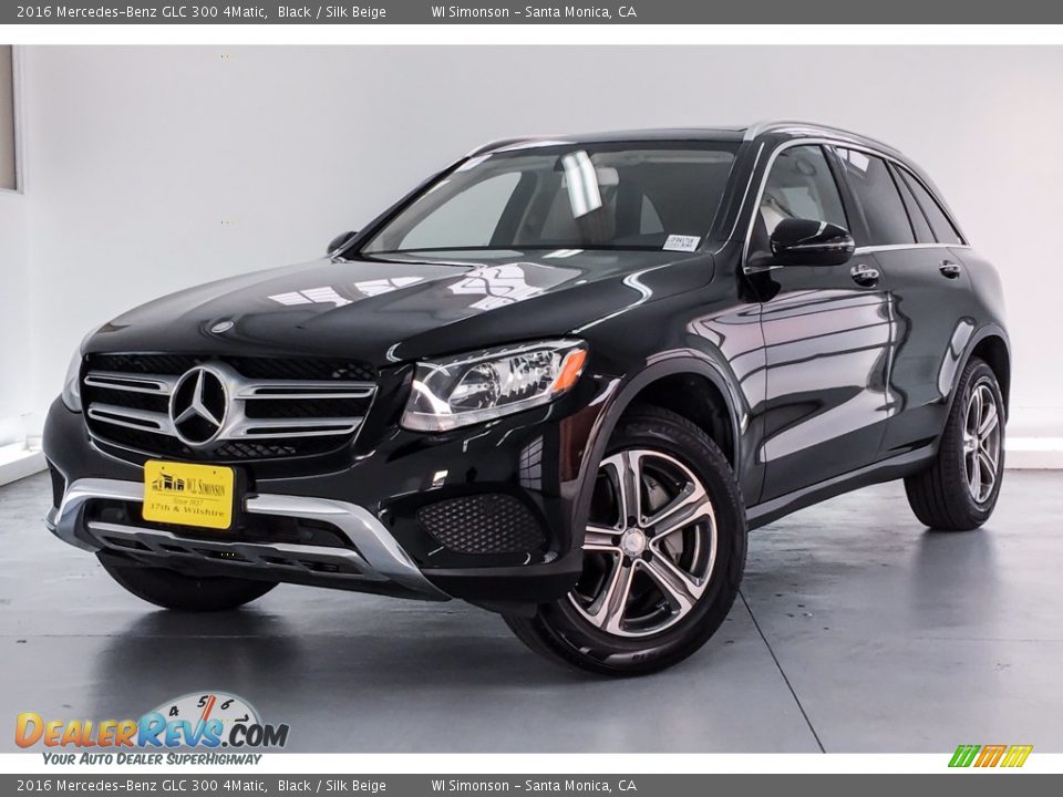 2016 Mercedes-Benz GLC 300 4Matic Black / Silk Beige Photo #12