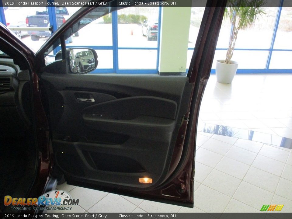 2019 Honda Passport Touring Deep Scarlet Pearl / Gray Photo #16