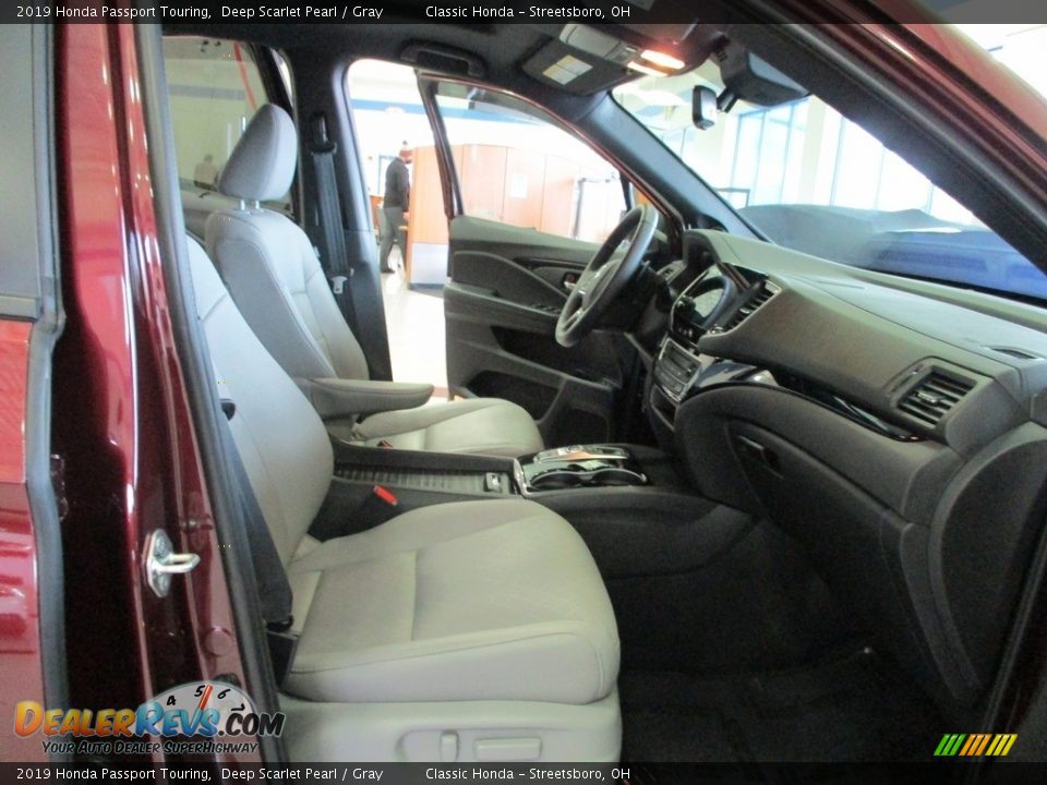 2019 Honda Passport Touring Deep Scarlet Pearl / Gray Photo #18