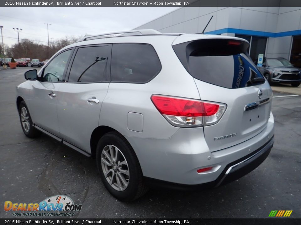 2016 Nissan Pathfinder SV Brilliant Silver / Charcoal Photo #4