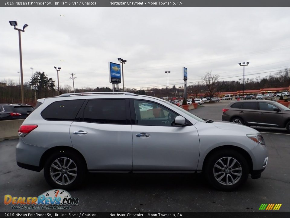 2016 Nissan Pathfinder SV Brilliant Silver / Charcoal Photo #10