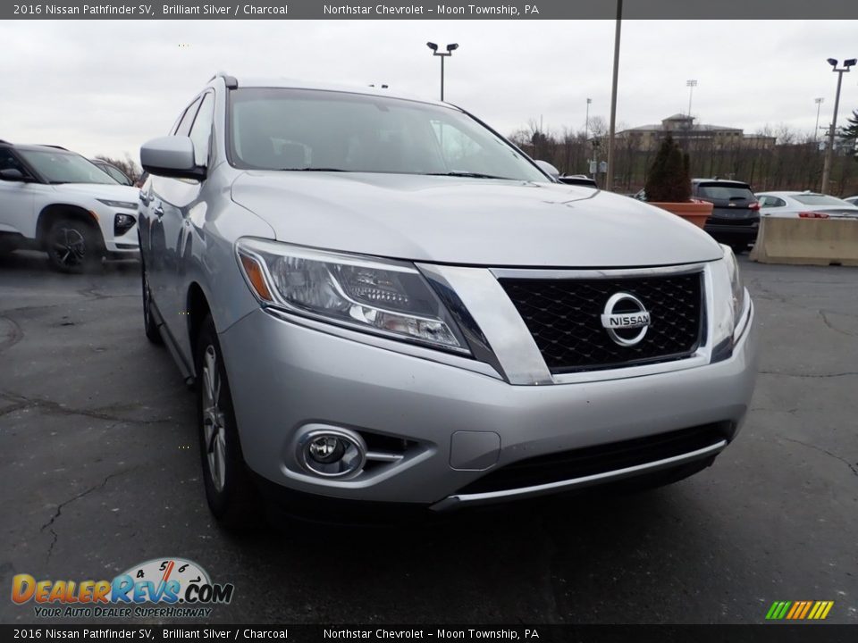 2016 Nissan Pathfinder SV Brilliant Silver / Charcoal Photo #12