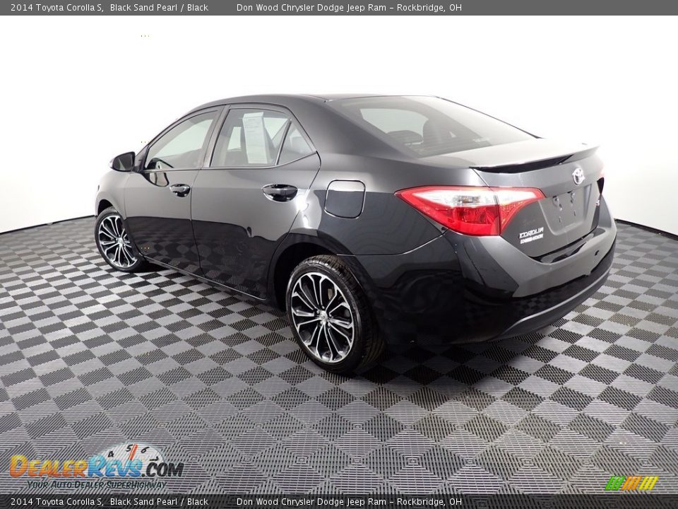 2014 Toyota Corolla S Black Sand Pearl / Black Photo #11