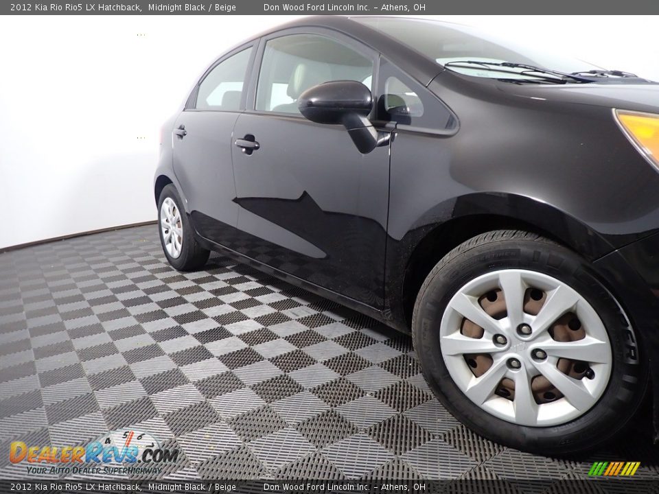 2012 Kia Rio Rio5 LX Hatchback Midnight Black / Beige Photo #3