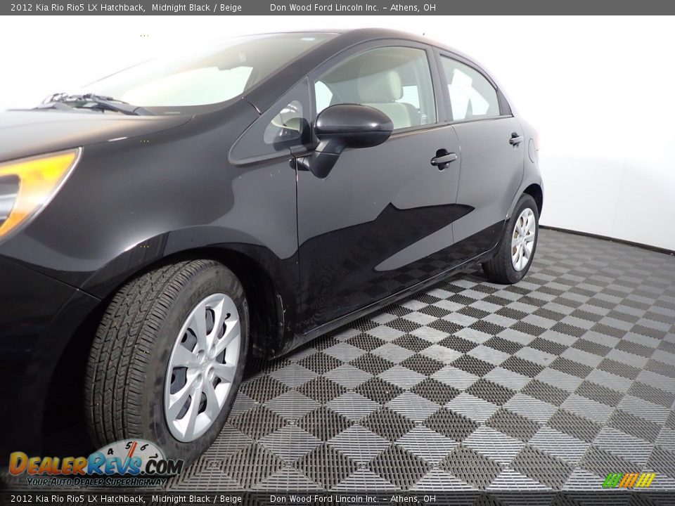 2012 Kia Rio Rio5 LX Hatchback Midnight Black / Beige Photo #9