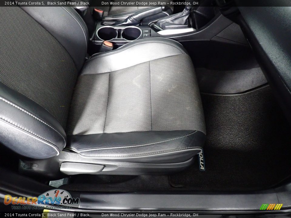 2014 Toyota Corolla S Black Sand Pearl / Black Photo #30