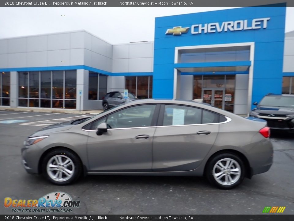 2018 Chevrolet Cruze LT Pepperdust Metallic / Jet Black Photo #3