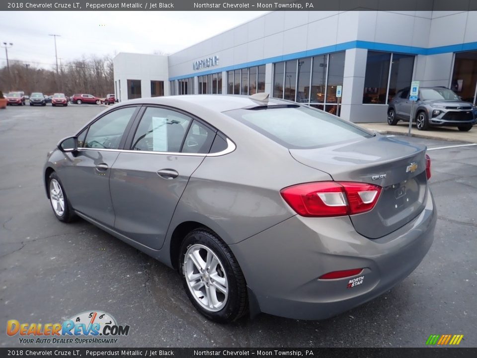 2018 Chevrolet Cruze LT Pepperdust Metallic / Jet Black Photo #4