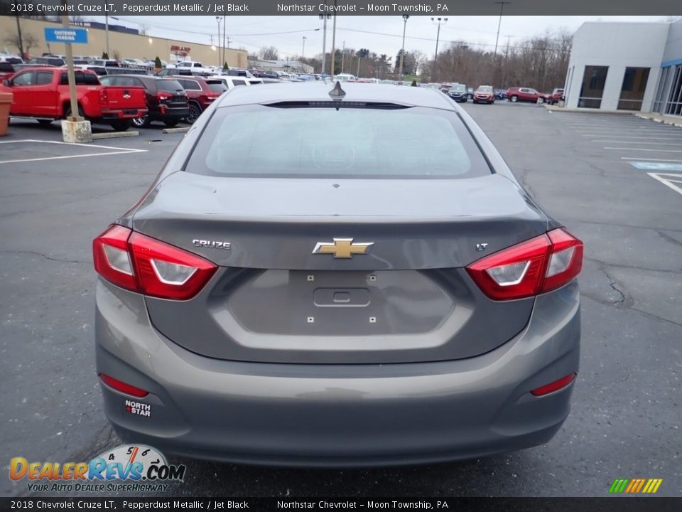 2018 Chevrolet Cruze LT Pepperdust Metallic / Jet Black Photo #6