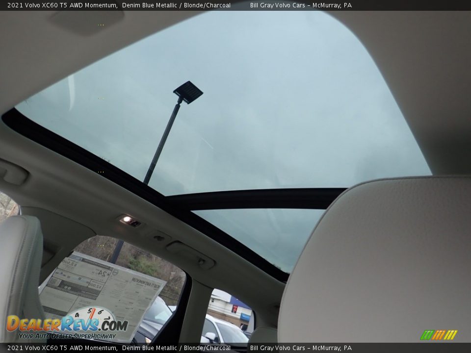 2021 Volvo XC60 T5 AWD Momentum Denim Blue Metallic / Blonde/Charcoal Photo #12