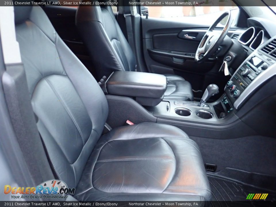 2011 Chevrolet Traverse LT AWD Silver Ice Metallic / Ebony/Ebony Photo #15