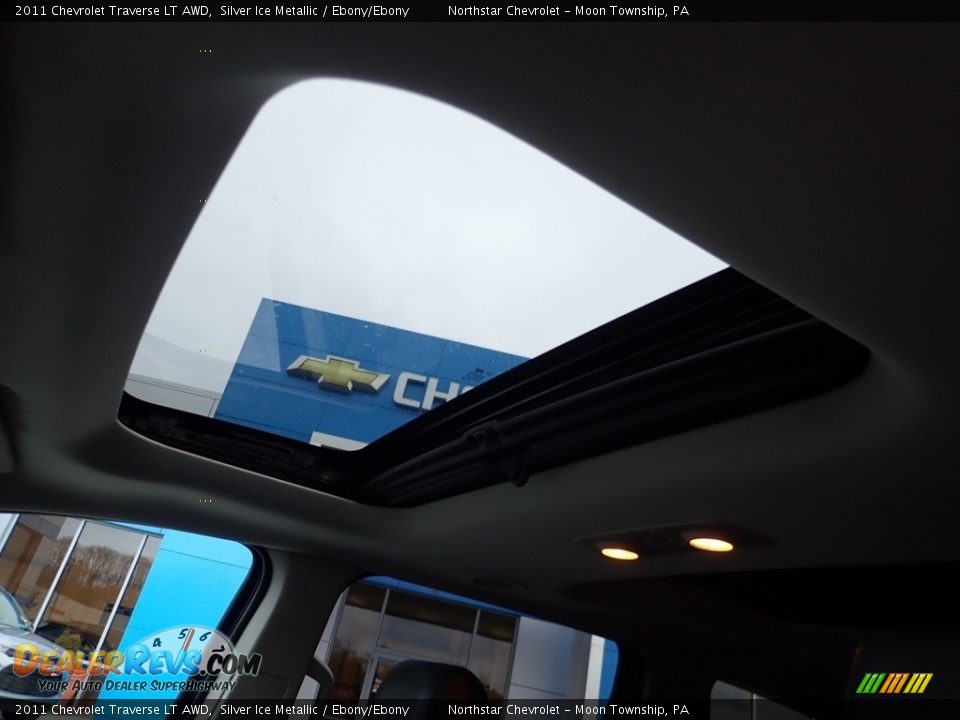 2011 Chevrolet Traverse LT AWD Silver Ice Metallic / Ebony/Ebony Photo #26