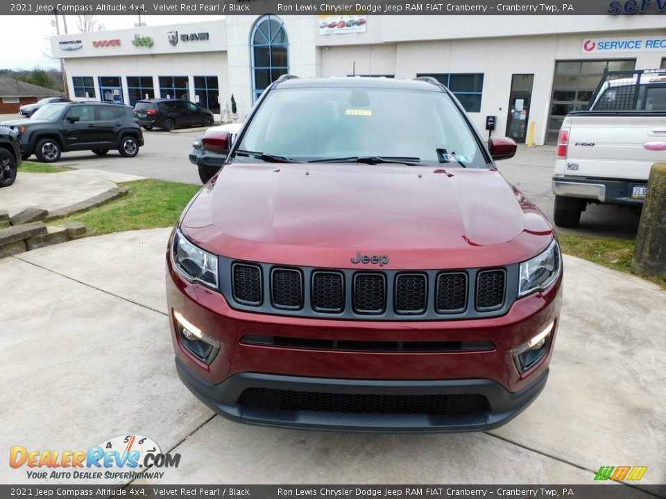 2021 Jeep Compass Altitude 4x4 Velvet Red Pearl / Black Photo #2