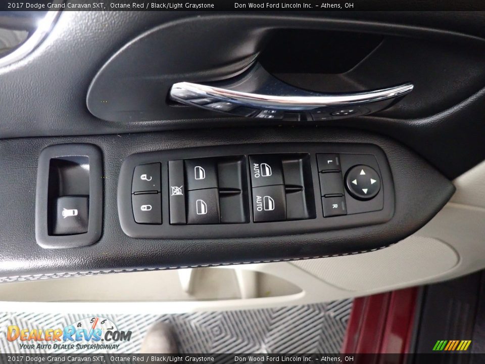 2017 Dodge Grand Caravan SXT Octane Red / Black/Light Graystone Photo #22