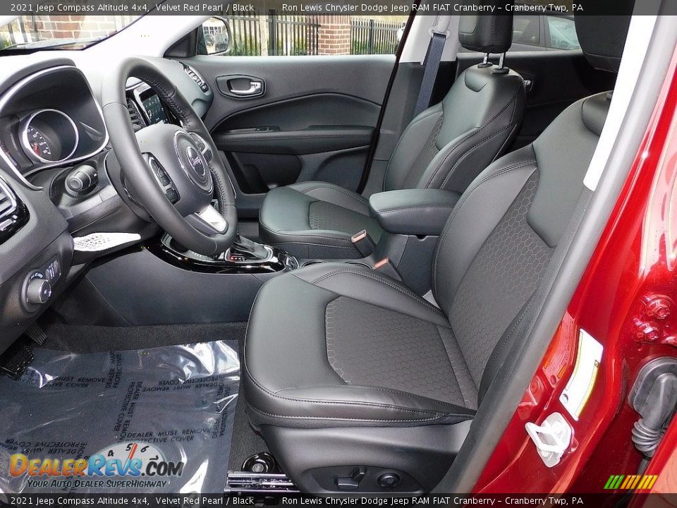 Front Seat of 2021 Jeep Compass Altitude 4x4 Photo #11