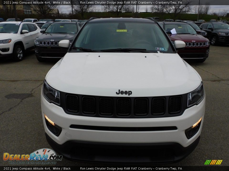 2021 Jeep Compass Altitude 4x4 White / Black Photo #2