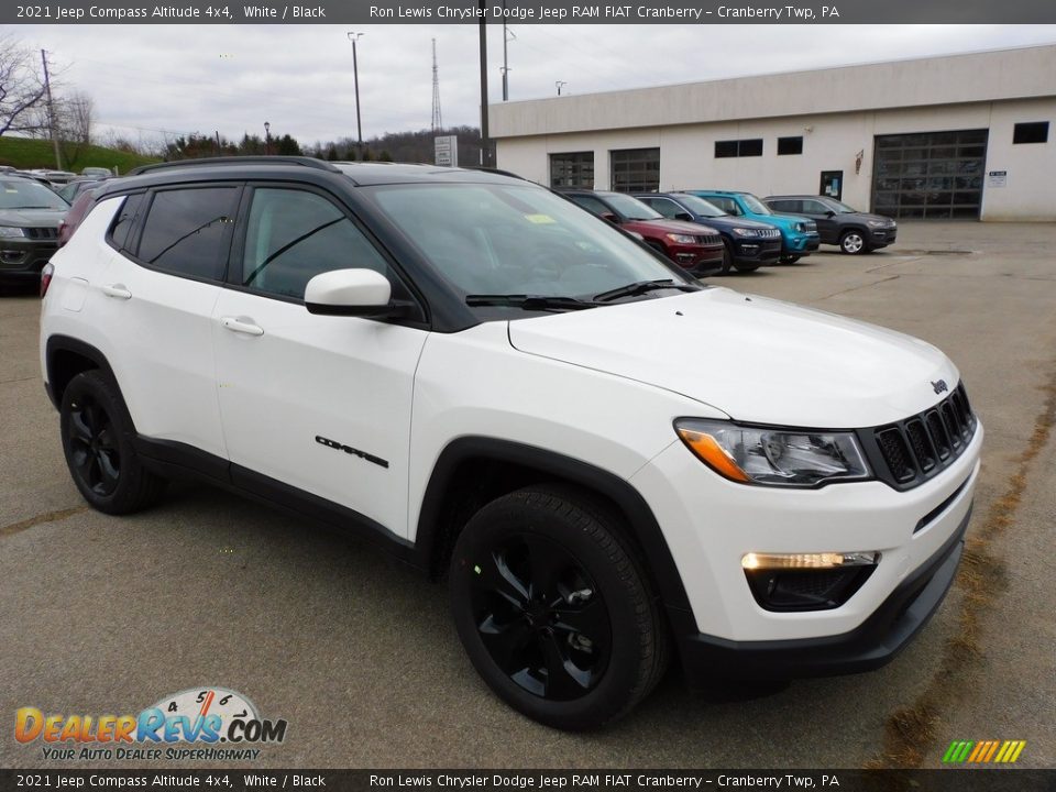 2021 Jeep Compass Altitude 4x4 White / Black Photo #3