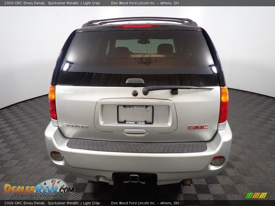 2009 GMC Envoy Denali Quicksilver Metallic / Light Gray Photo #12