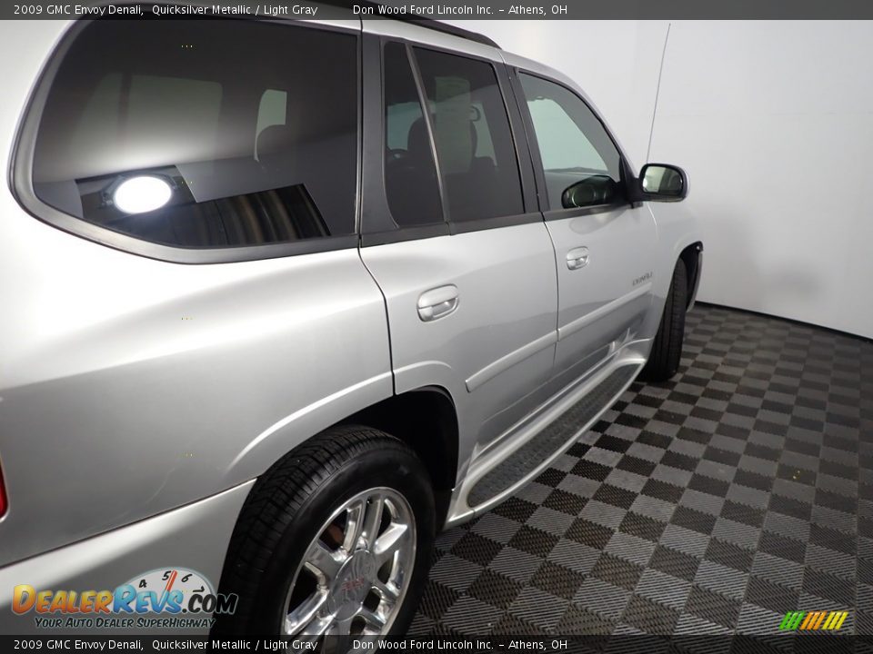 2009 GMC Envoy Denali Quicksilver Metallic / Light Gray Photo #18
