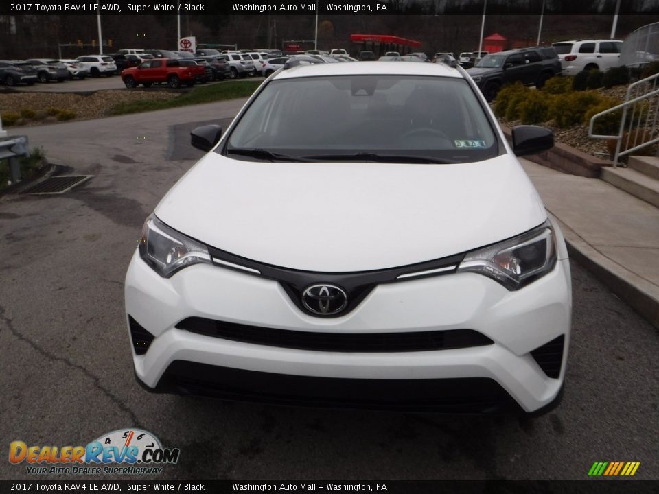 2017 Toyota RAV4 LE AWD Super White / Black Photo #9