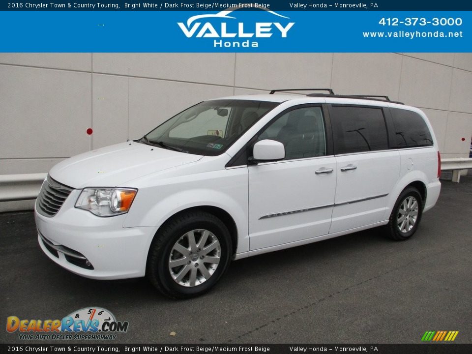 2016 Chrysler Town & Country Touring Bright White / Dark Frost Beige/Medium Frost Beige Photo #1