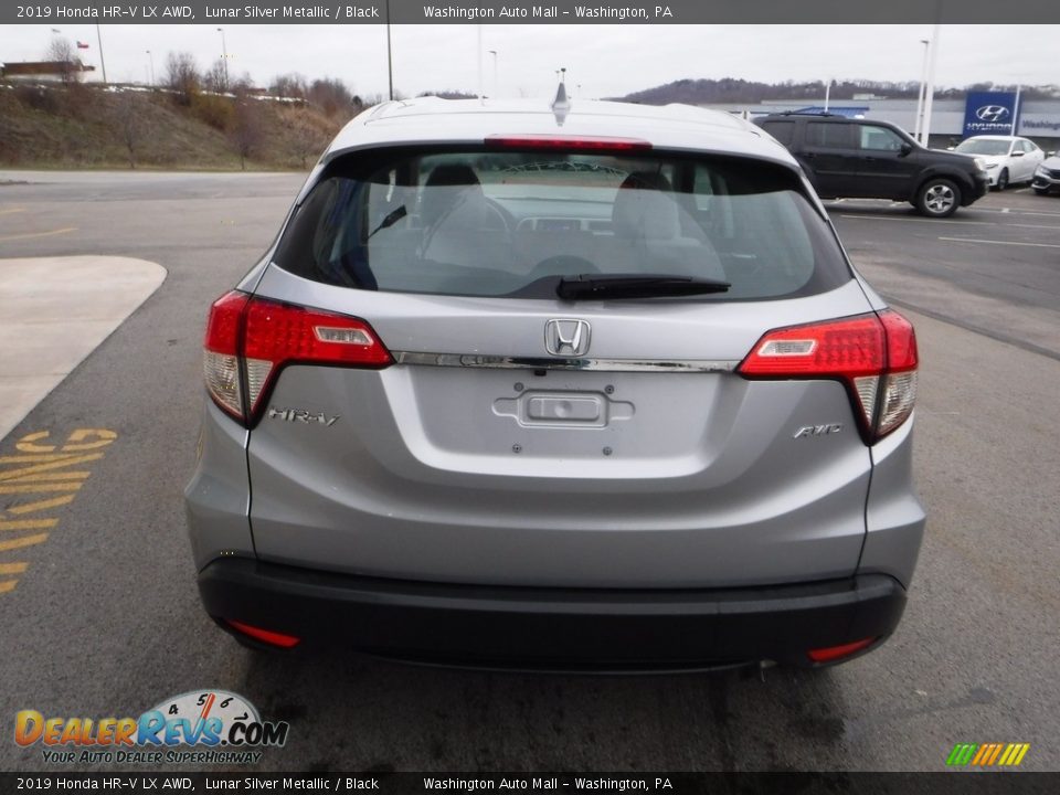 2019 Honda HR-V LX AWD Lunar Silver Metallic / Black Photo #8