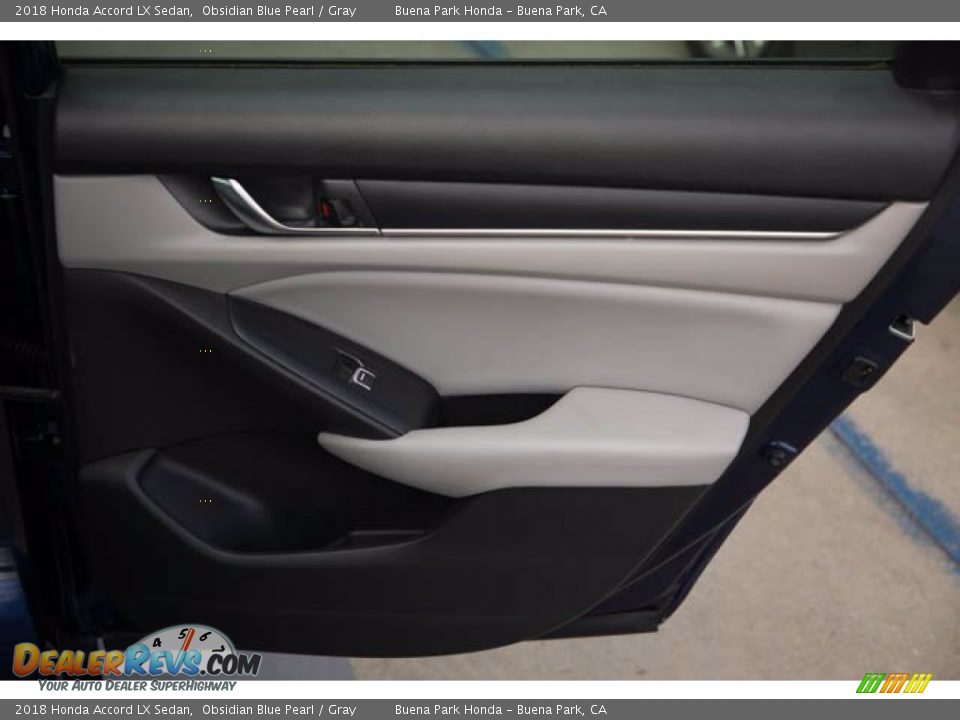2018 Honda Accord LX Sedan Obsidian Blue Pearl / Gray Photo #33