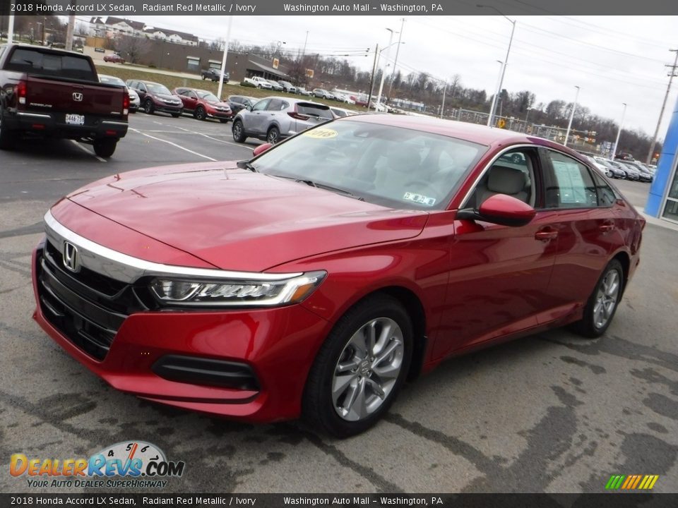 2018 Honda Accord LX Sedan Radiant Red Metallic / Ivory Photo #5