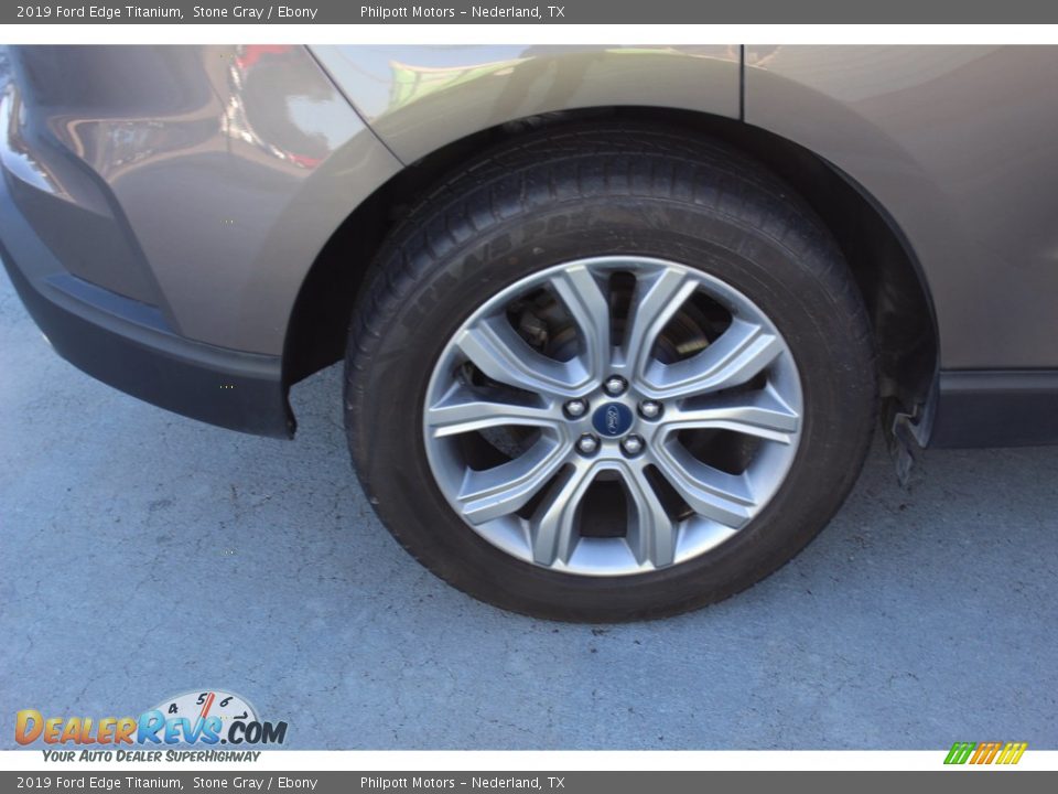 2019 Ford Edge Titanium Wheel Photo #11