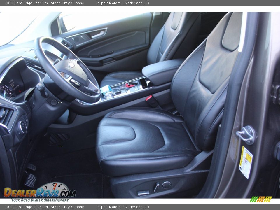 Front Seat of 2019 Ford Edge Titanium Photo #15