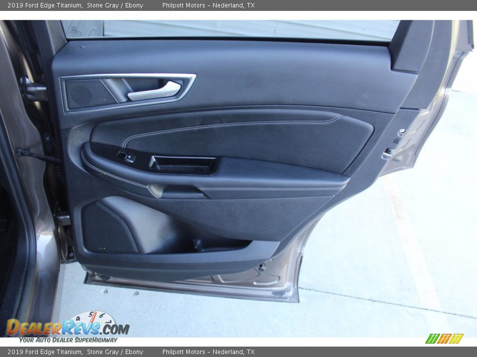 Door Panel of 2019 Ford Edge Titanium Photo #30