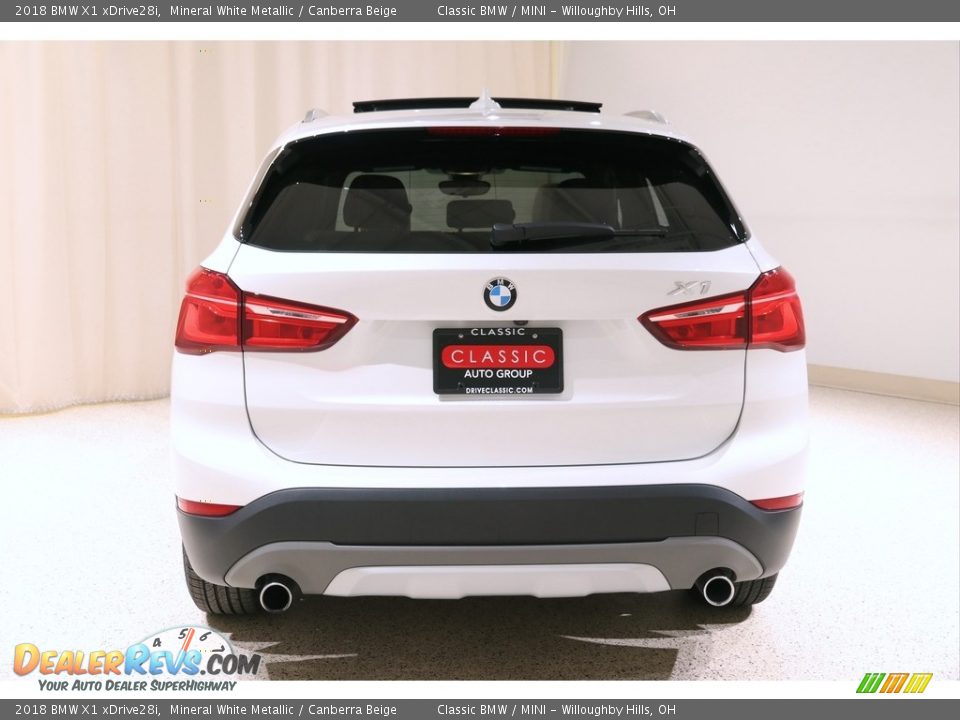 2018 BMW X1 xDrive28i Mineral White Metallic / Canberra Beige Photo #24