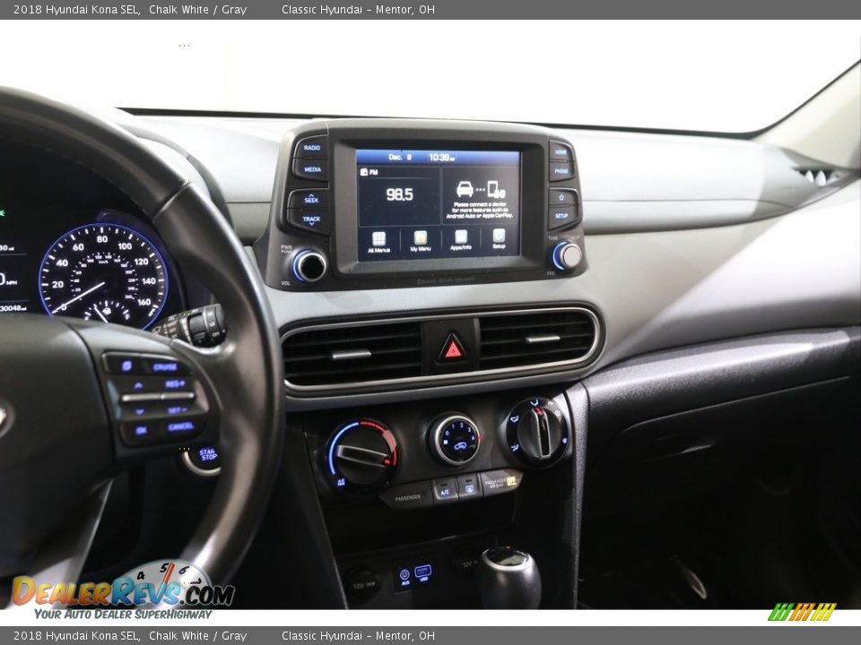 Controls of 2018 Hyundai Kona SEL Photo #9