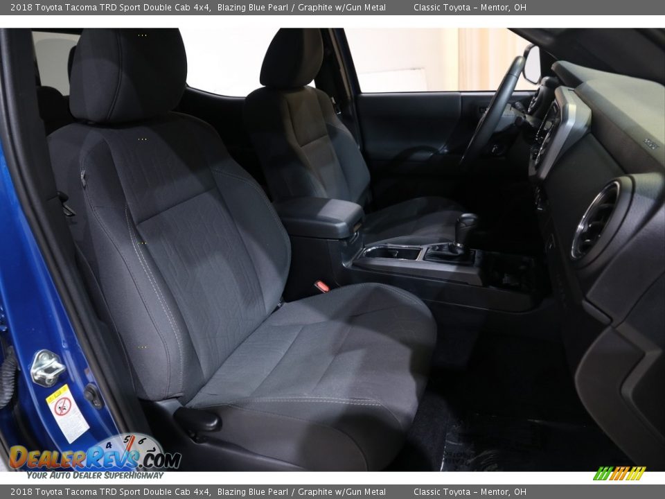 2018 Toyota Tacoma TRD Sport Double Cab 4x4 Blazing Blue Pearl / Graphite w/Gun Metal Photo #17
