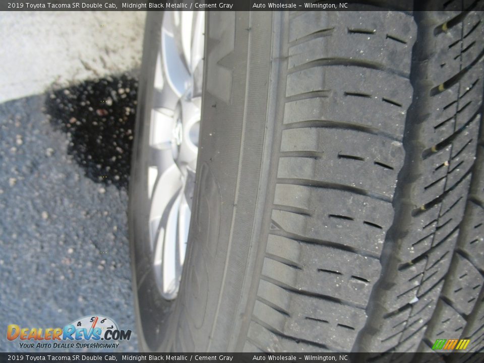 2019 Toyota Tacoma SR Double Cab Midnight Black Metallic / Cement Gray Photo #8