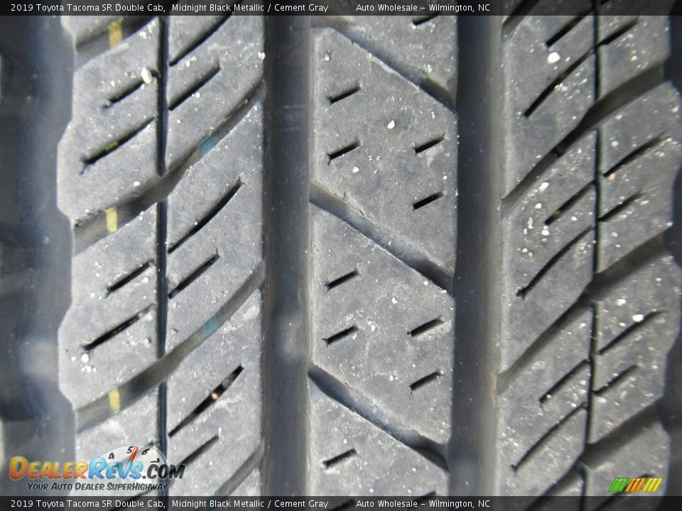2019 Toyota Tacoma SR Double Cab Midnight Black Metallic / Cement Gray Photo #10
