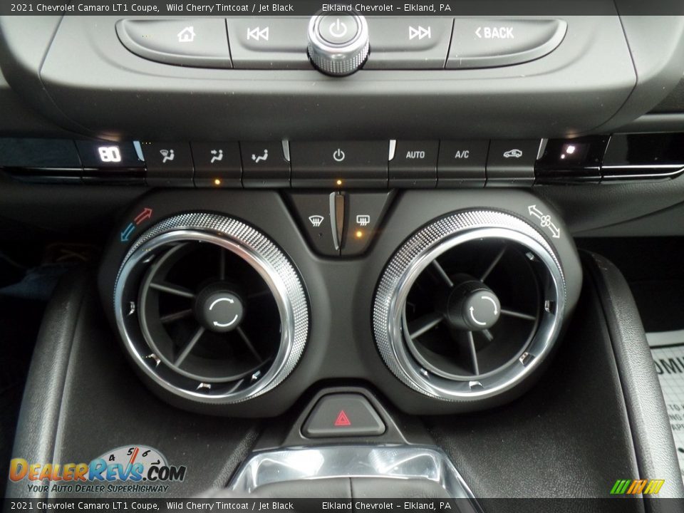 Controls of 2021 Chevrolet Camaro LT1 Coupe Photo #29