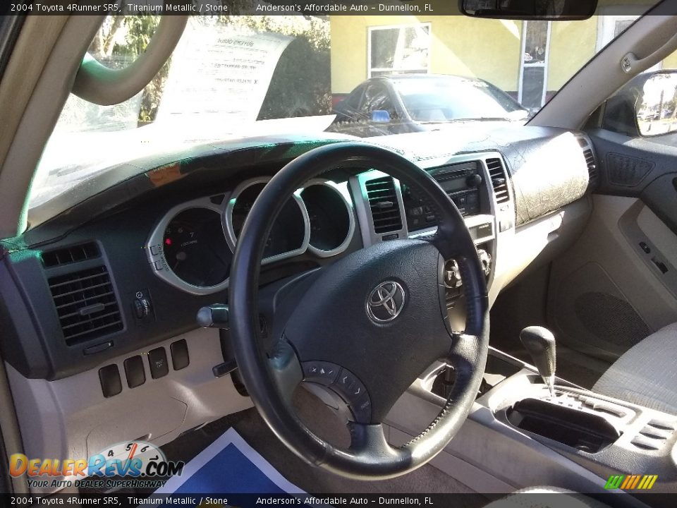 2004 Toyota 4Runner SR5 Titanium Metallic / Stone Photo #16