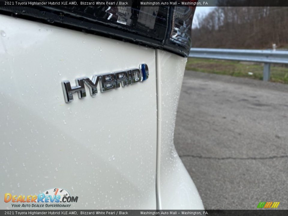 2021 Toyota Highlander Hybrid XLE AWD Blizzard White Pearl / Black Photo #23