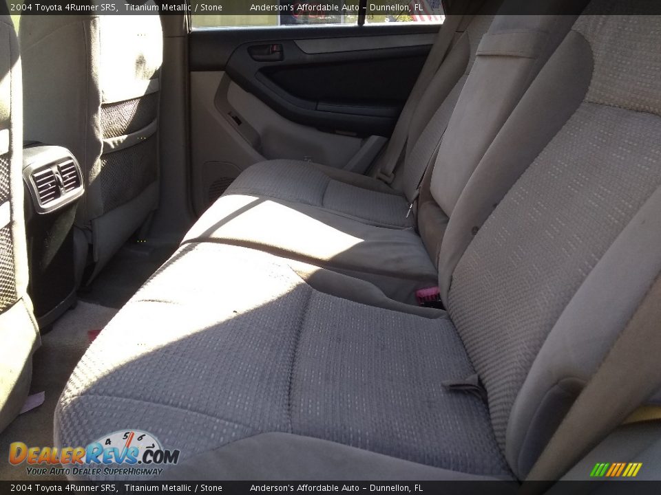 2004 Toyota 4Runner SR5 Titanium Metallic / Stone Photo #19