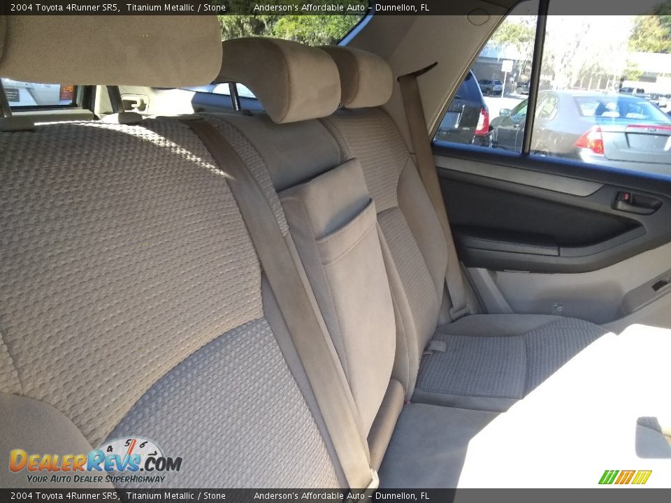 2004 Toyota 4Runner SR5 Titanium Metallic / Stone Photo #25