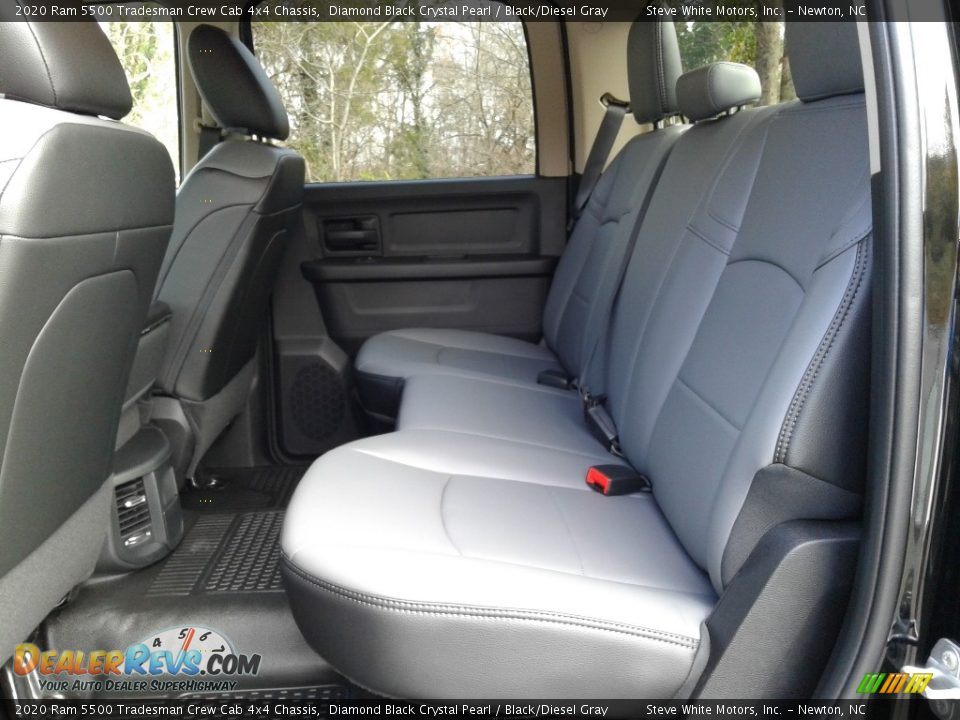 Rear Seat of 2020 Ram 5500 Tradesman Crew Cab 4x4 Chassis Photo #12