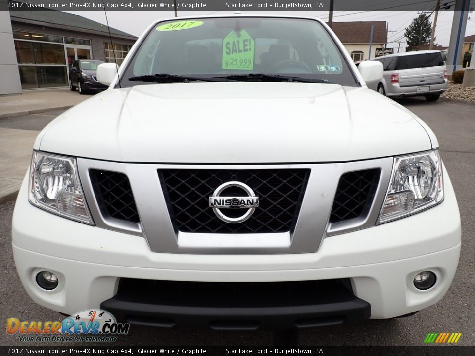 2017 Nissan Frontier Pro-4X King Cab 4x4 Glacier White / Graphite Photo #8