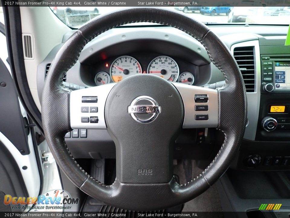 2017 Nissan Frontier Pro-4X King Cab 4x4 Steering Wheel Photo #16