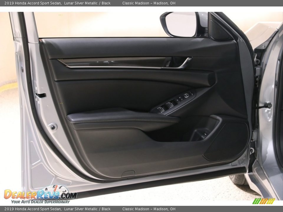 2019 Honda Accord Sport Sedan Lunar Silver Metallic / Black Photo #4