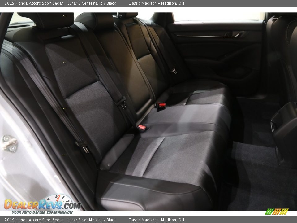2019 Honda Accord Sport Sedan Lunar Silver Metallic / Black Photo #17